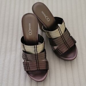 Nine West Women's Strappy Brown/Bronze Sandals